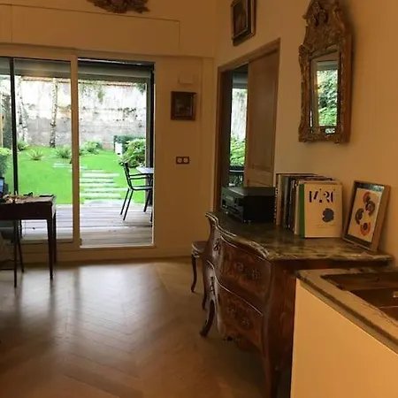 Apartment 4 Personnes Avec Jardin-paris Centre *