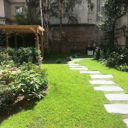 Apartment 4 Personnes Avec Jardin-paris Centre *